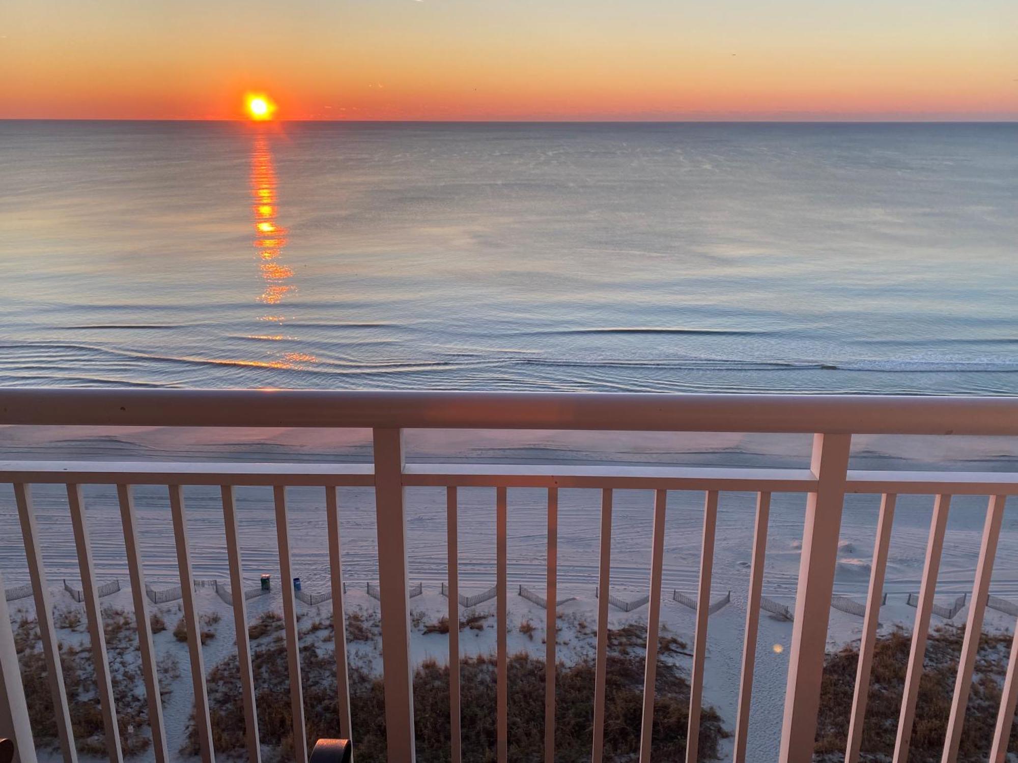 Camelot By The Sea Ocean Front Condo Myrtle Beach Exterior photo